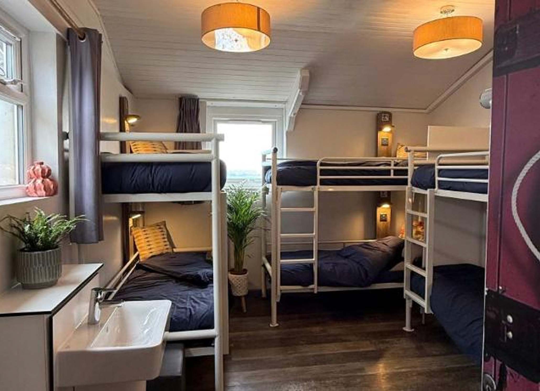 8bed